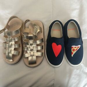 Never worn
Two pair of shoes